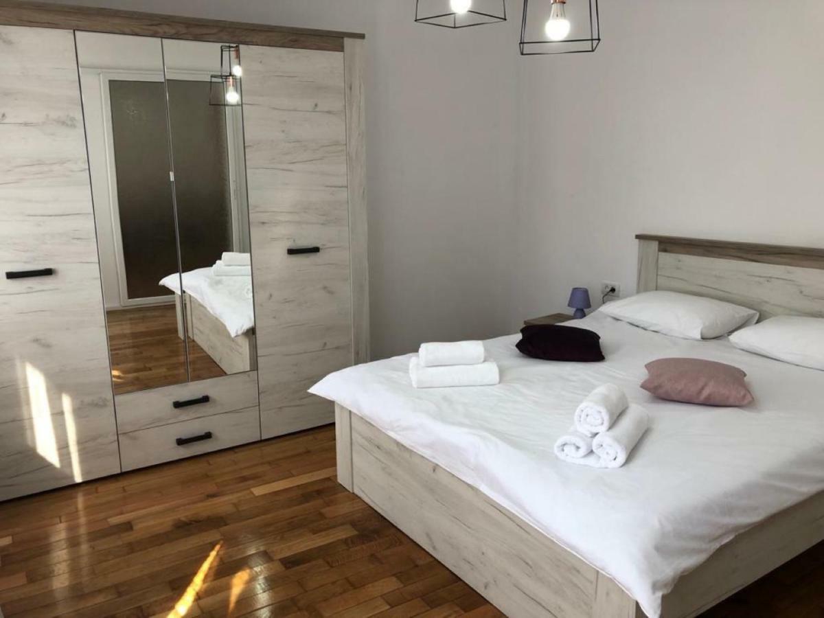 Ferienwohnung Casa Alise-Luise Brașov Exterior foto